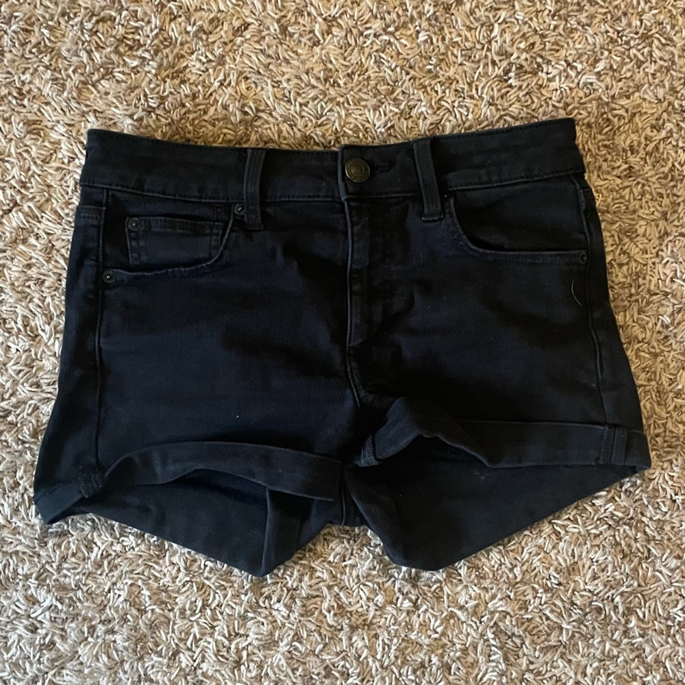 American Eagle Size 6 Black Jean Shorts